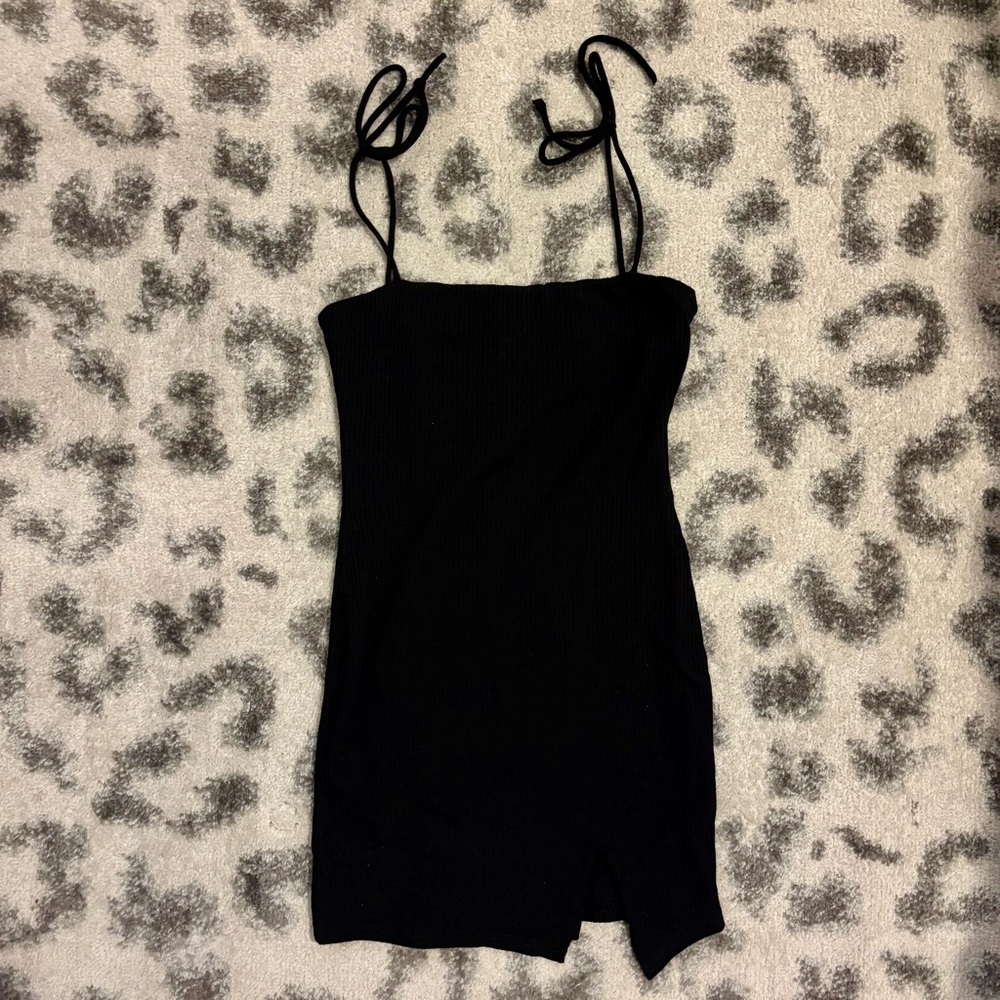 • black mini dress •